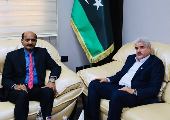 Indiainlibya's tweet photo. Ambassador Dr. Hifzur Rahman had a productive meeting with Mr. Fraj Ahmed Al Shandoli, Director General of National Mining Corporation of Libya and discussed prospects of engancing bilateral cooperation in the mining sector. @MEAIndia @Mofa_Libya https://t.co/7T6gLvQ7zH