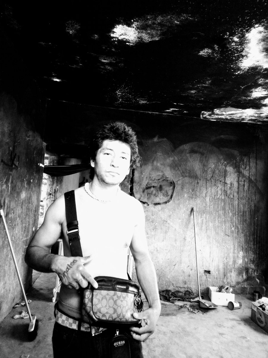 JOSERAMON664AF's tweet photo. TODAY SHOULD BE A GOOD DAY, TIME FOR DELIVERIES AGAIN Y HUYA LA PATRULLA, AY QUE ANDAR TRUCHA PLEBADA. https://t.co/YZswlCjGnz