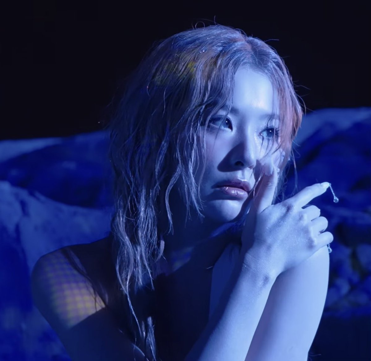 seulreneutt's tweet photo. https://t.co/VaNifur5cM