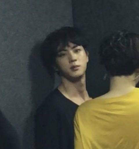 LoveHateHimMin's tweet photo. Jin irl then and Jin irl now https://t.co/NdZFTARdvD