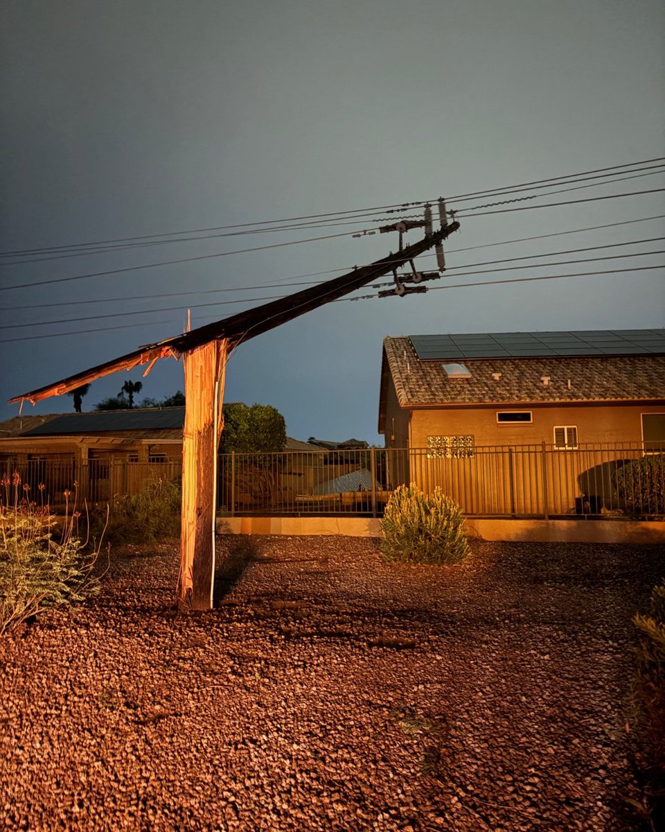 apsFYI's tweet photo. Strong winds caused widespread outages for APS customers last night. About 23,000 customers were without power at the peak of the outage and as of 7 a.m., less than 7,000 customers are without power. 

We understand how important it is to have your electricity back on, especially when it’s hot. Our crews are working safely and as quickly as possible to restore your power, while our customer service teams are here to support you along the way.  

For the latest restoration times, ice reimbursement info and safety tips, visit https://t.co/iGyXGFIvRo.   

If you see a downed power line, stay far away and keep others away too. Call 911, then call APS at 602-371-7171 (metro Phoenix) or 800-253-9405 (other areas).