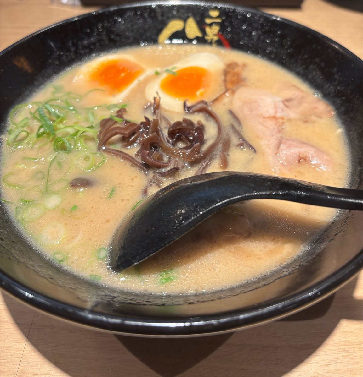 Seratan_0109's tweet photo. 帰福。
ご飯が美味しいね https://t.co/4uUiCONZvw