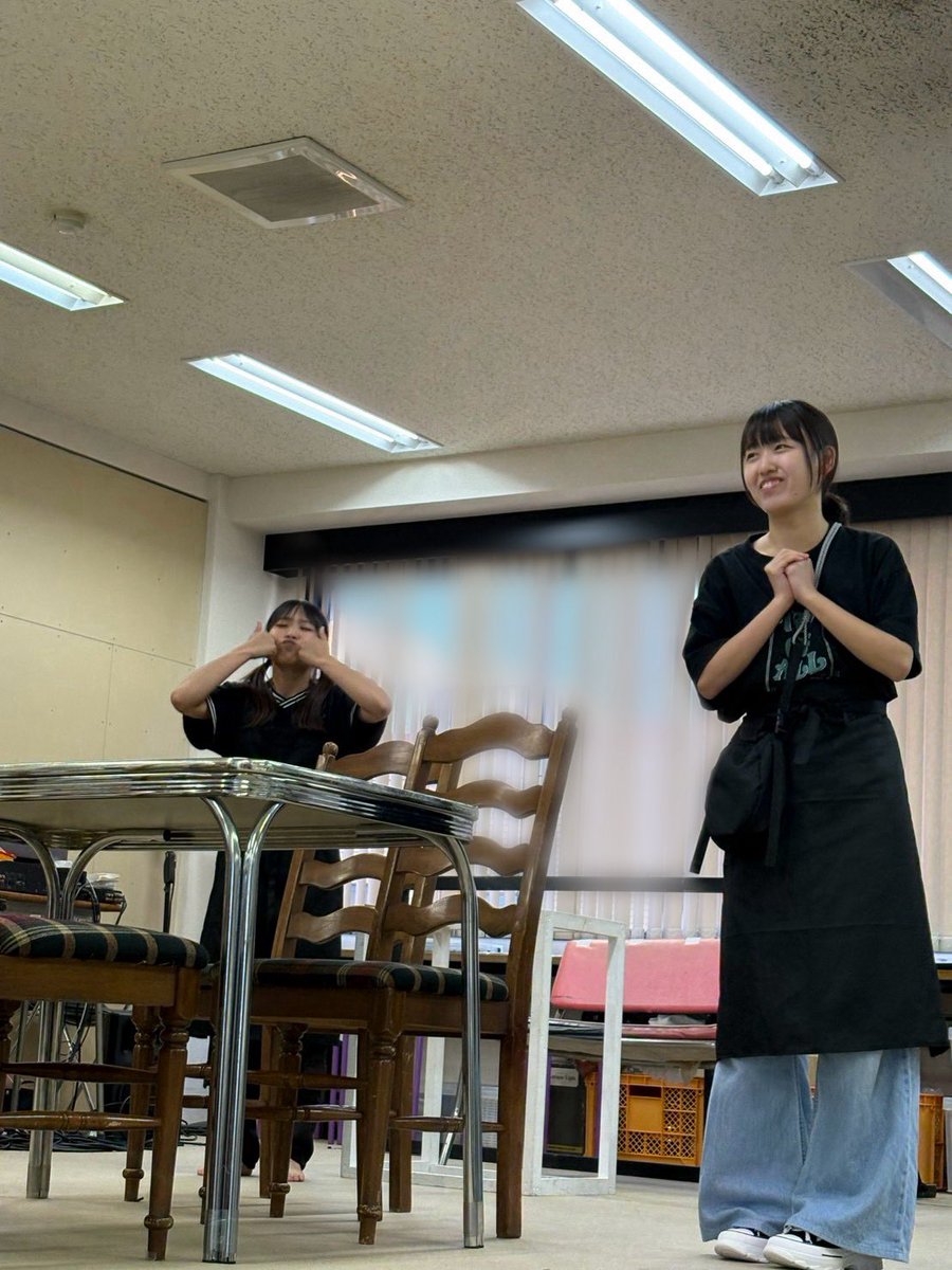 mado_k1026's tweet photo. #xingeye4 
今日は最終稽古でした✨

演じてる側が笑っちゃうくらい
面白くなってます😆
楽しいです！！
好きな作品なので
ぜひみなさんにも観てほしいです☺️

ご予約お待ちしております！！

ホームページ
https://t.co/06Fd7DHfqY
チケット
https://t.co/ecdGSj7oSS
扱い栗又まどかでお願いします！ https://t.co/UfCvvjenDb