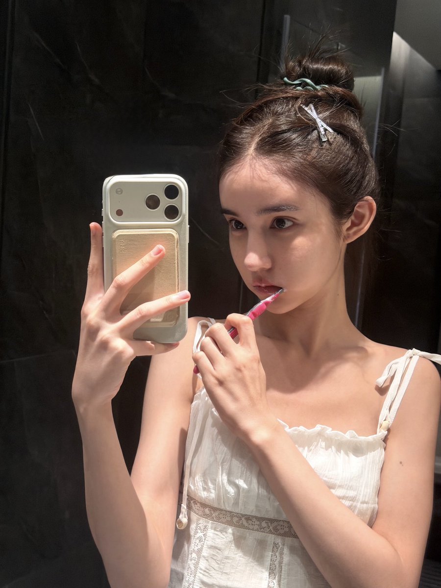 Yoshineerinrada's tweet photo. ปากหอมๆเลยงับเตง https://t.co/1nQ6cmUKWh
