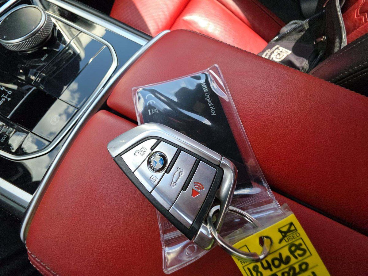 Kinglamarr___'s tweet photo. 2020 BMW 8 Series Grand Coupe M850i xDrive Sedan 
From the US straight to Nigeria!🇳🇬
🏷️: N68 Million ($48K)
(Buying + Shipping)
ETA: 6-8weeks
Contact for details📥 https://t.co/MDpzq7Z4lo