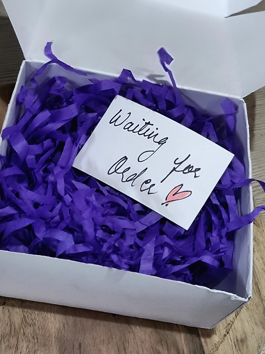 Bomico54's tweet photo. Waiting for your order! 💜 Head over to DM to place yours today 💌✨
#GiftIdeas #AestheticPackaging #Handmade #SmallBusinessOwner #bts #btsworldtour2026 https://t.co/L85cPVtfty