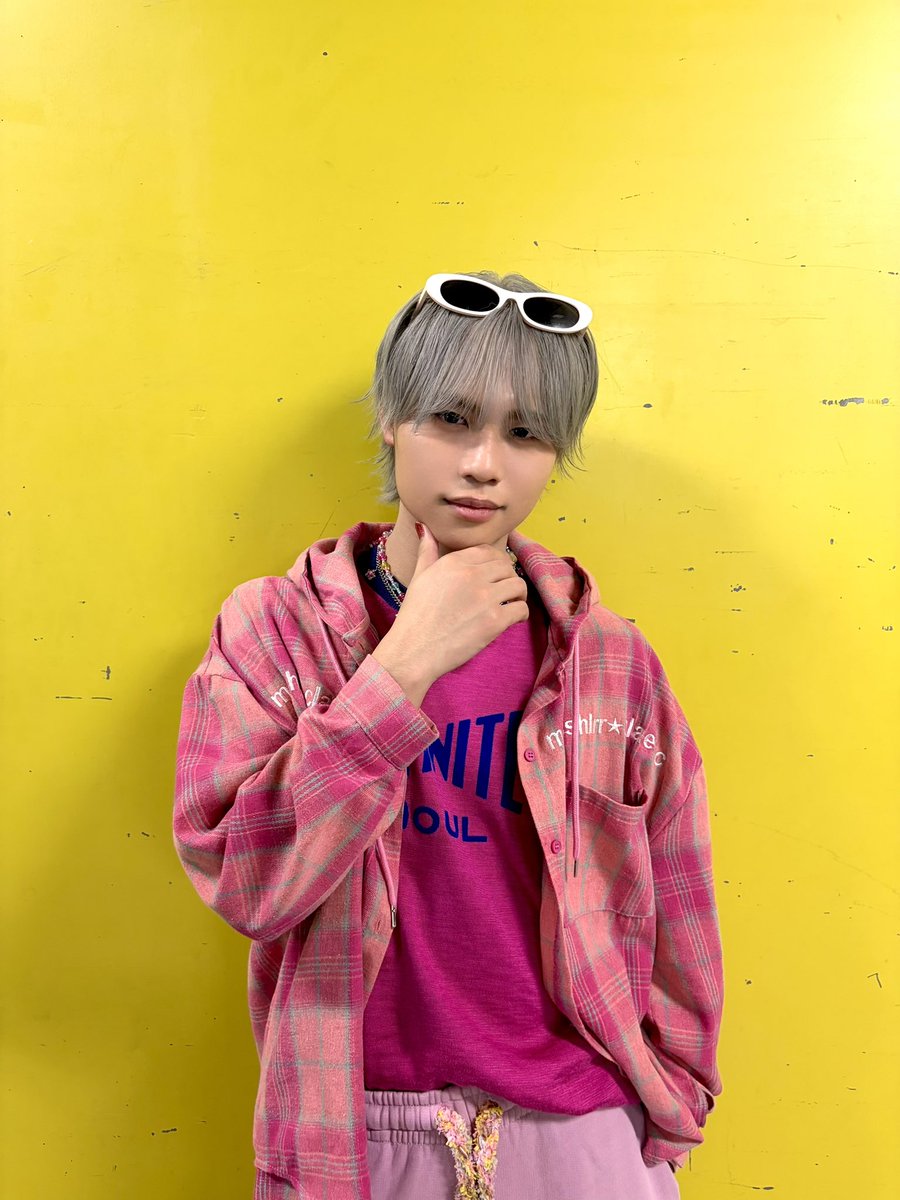 buddiis's tweet photo. 7月8日リリース
「キミは都市伝説 / クラッシュパラダイス」

オフショット大公開˖ ࣪⭑

#BUDDiiS #SHOW https://t.co/9obqdF66et