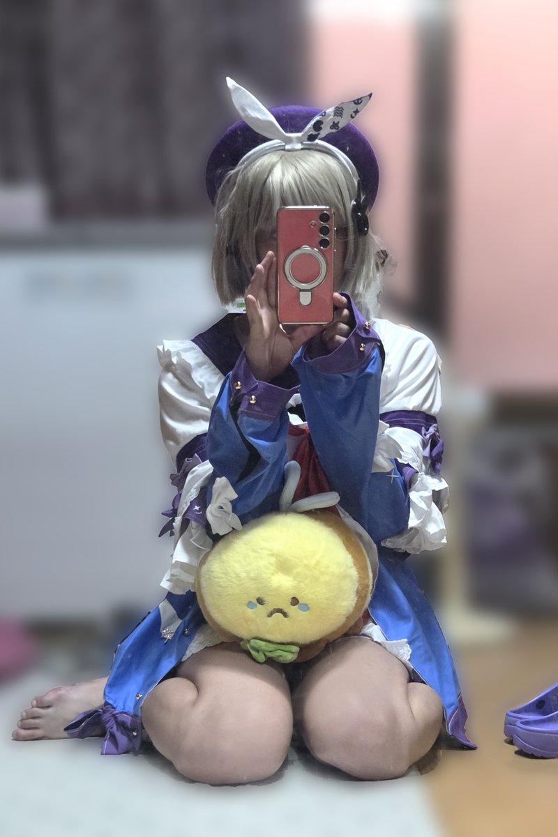 I_hate_lime's tweet photo. I forgor to order loose socks... https://t.co/4UfEyvcMRS