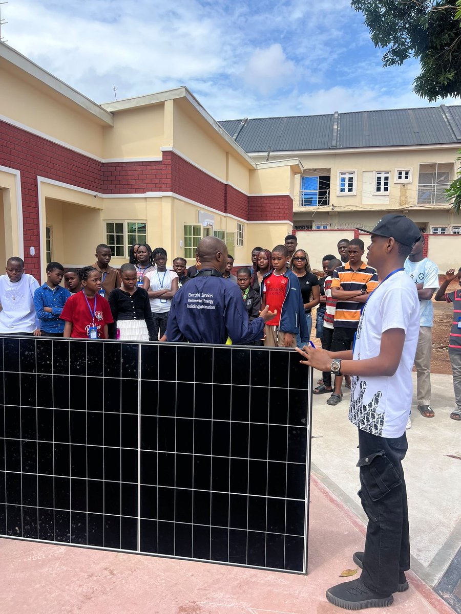 winexviv's tweet photo. We started the renewable energy introduction training with the young engineers.

Everything is purely practical and experiential. These trainings are completely free for the children and our center is in Enugu.

They will learn how to make solar panels and generate energy using wind and biomass.

The future is looking exciting from the South East.