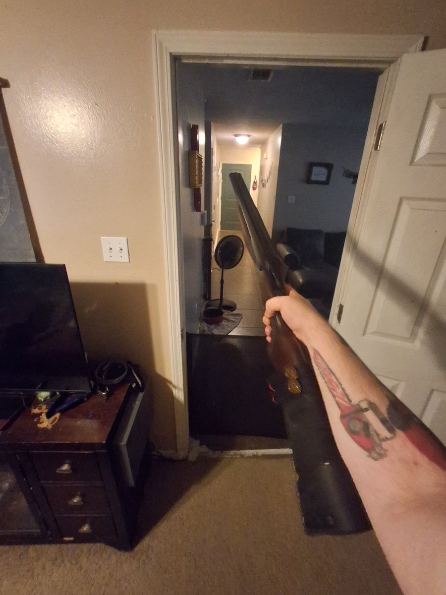 TheCrane06's tweet photo. @DocStrangelove2 I love my coach gun https://t.co/IYZ5cVvsOj