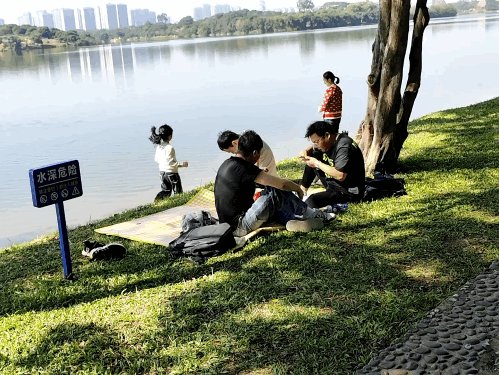 MalikaDochsu7's tweet photo. Join our neighborhood park clean-up this Sat 9am! Gloves u0026 snacks provided—let’s spruce up our community together! https://t.co/EupcF7wVrM