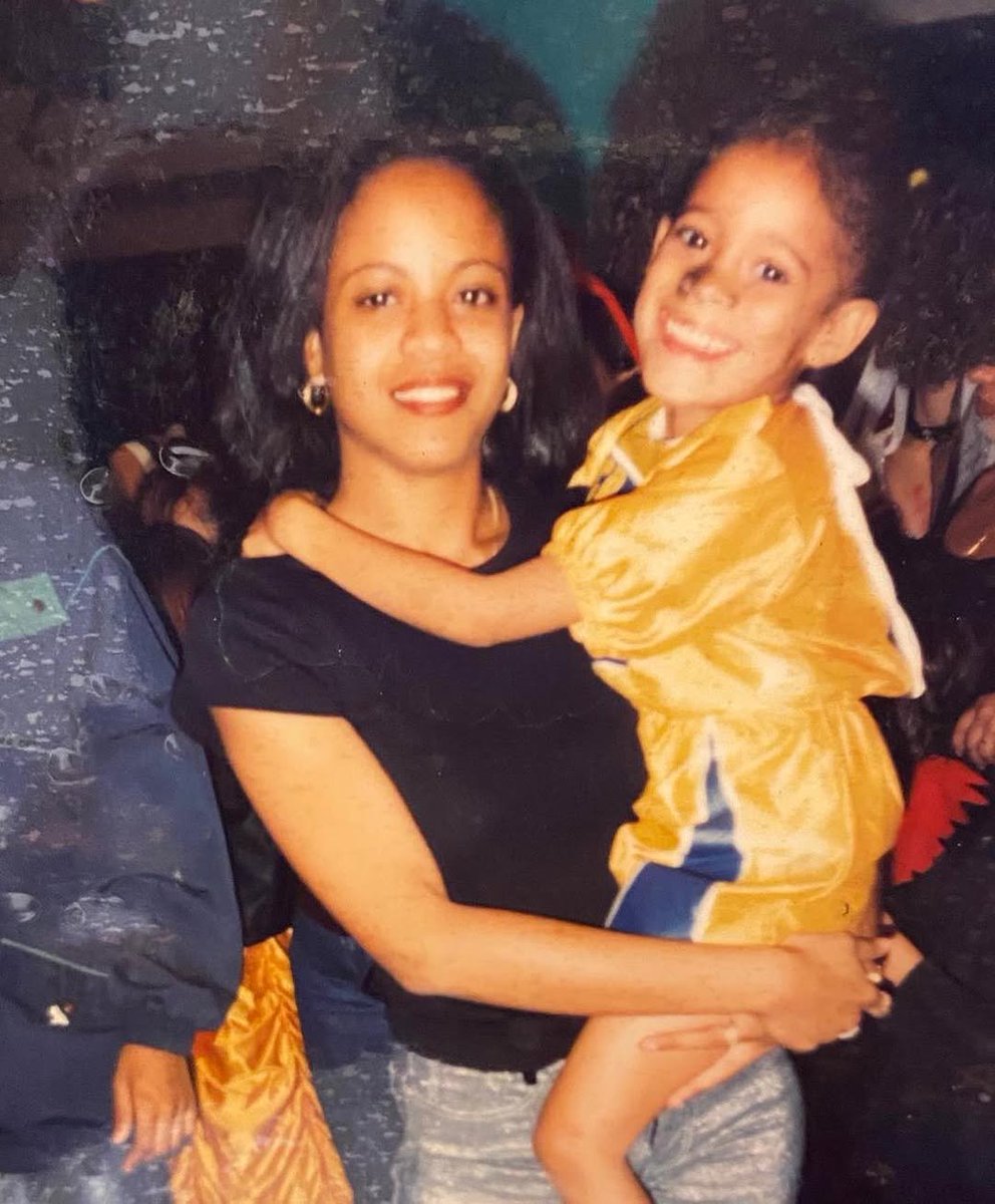JeniferMcll's tweet photo. Me and my mum 💕 ❤️ 😍 💖 https://t.co/59t2osEp5o