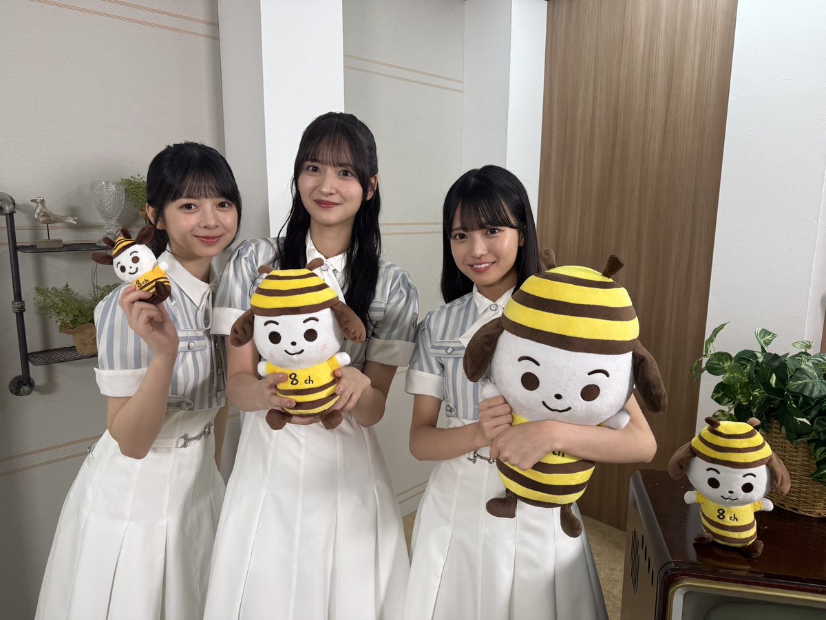 nogizaka46's tweet photo. 本日、8月10日(月)24:35～、UHB北海道放送「TANTO MUSIK」に #金川紗耶 #瀬戸口心月 #長嶋凛桜 が出演します！🌟

ぜひ、ご覧ください！✨😌

https://t.co/VdoT57wewi

#tantomusik
#タントムジーク
#乃木坂野球部
#乃木坂46 https://t.co/zbg8L1wJez