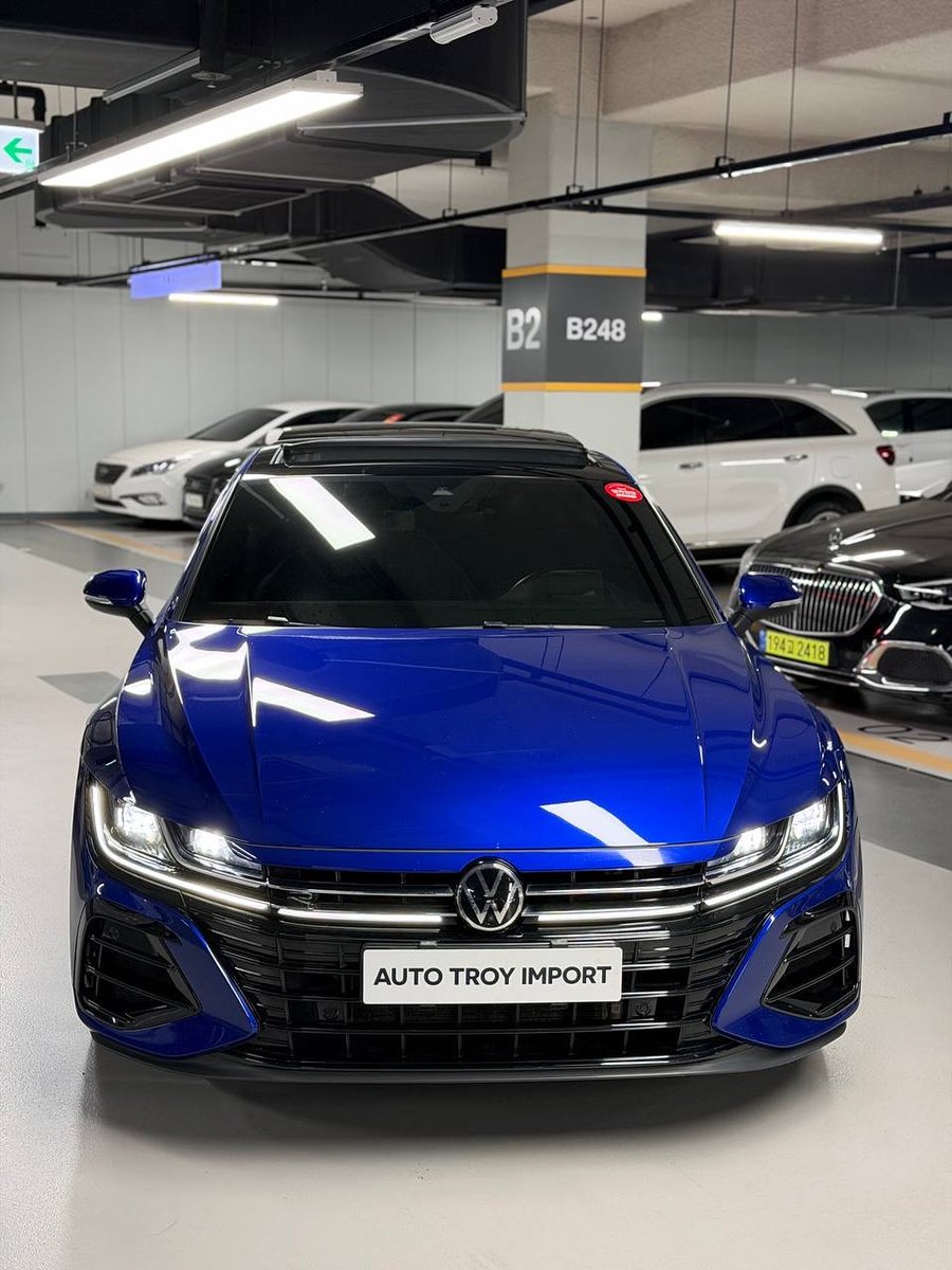 nocarcontext's tweet photo. VOLKSWAGEN ARTEON R LINE 2.0 TDI💙💙 https://t.co/l49Edxh4Ks