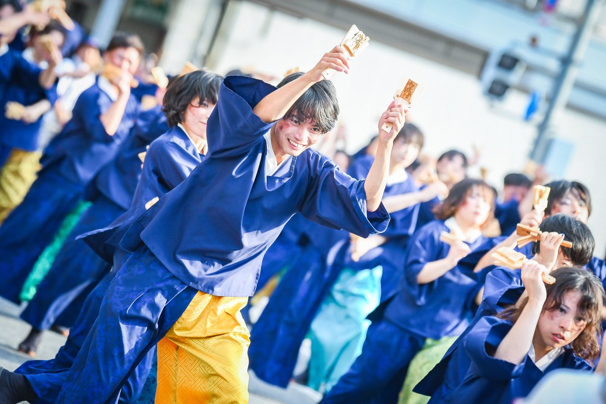haruyosa23's tweet photo. 第73回 よさこい祭り
柳葉魚のざわめき
08.10 愛宕競演場 (1/4)

さくよさでのお披露目ぶりに
ししゃめき堪能しました！！

#よさこい祭り #柳葉魚のざわめき https://t.co/fsL65FzI10