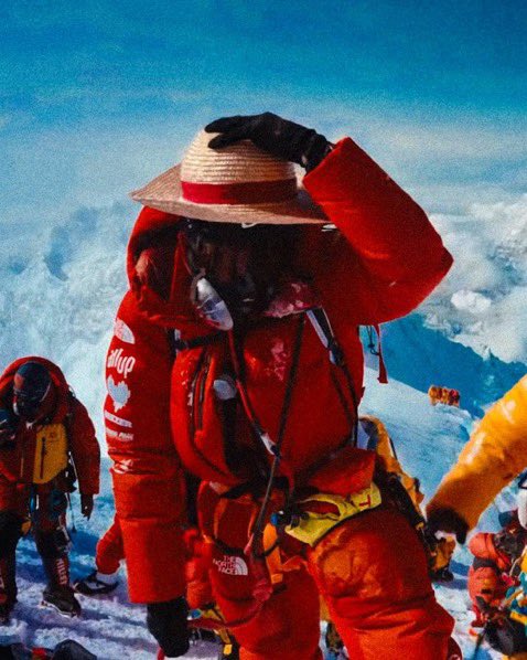 FrenchRapUS's tweet photo. 🚨 ALERTE ! 

Après l’Everest, le youtuber Inoxtag vient de se lancer un nouveau défi : il est parti à l’autre bout du monde, en Antarctique, avec la légende Mike Horn pour une mission scientifique secrète 🤯

LA RÉINCARNATION DE LUFFY. https://t.co/hCI7bkXSqO