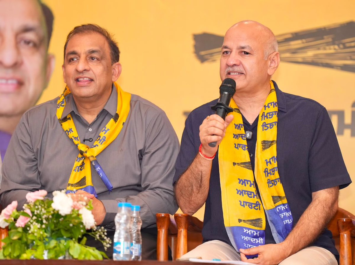 msisodia's tweet photo. जालंधर में बूथ लीडर्स और काउंसलर्स के साथ संगठन पर चर्चा... https://t.co/nmj97oVWYg