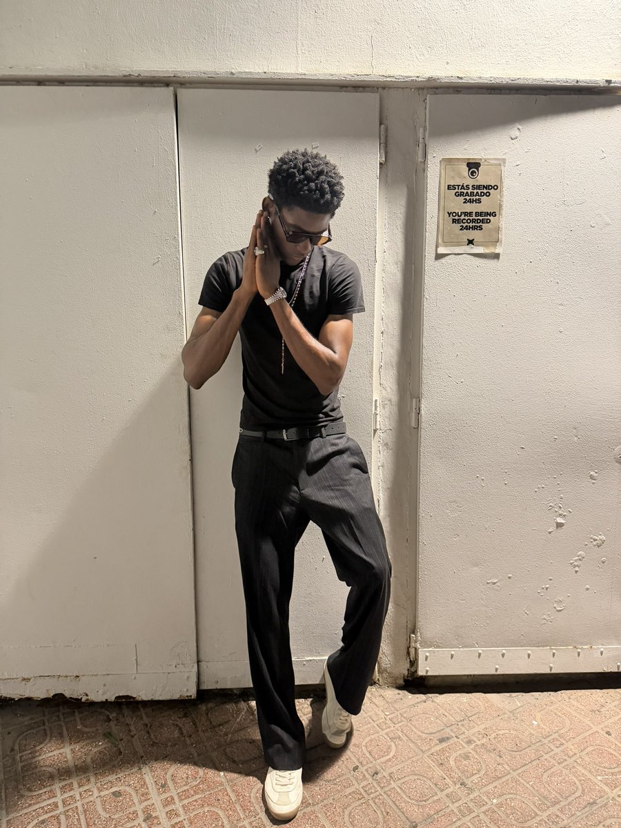 EVANSICEKIDA1 tweet picture