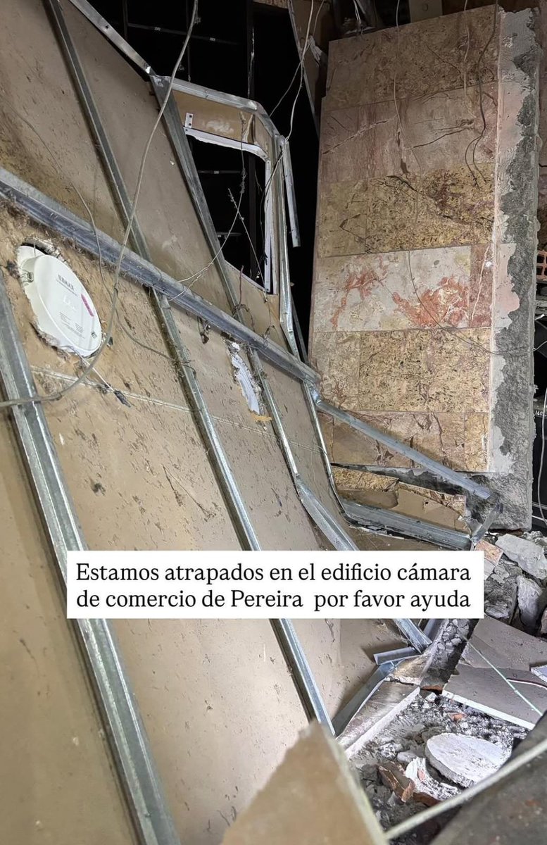 ARMYBogotaCol's tweet photo. Difundir, por favor 

📍Camra de comercio en Pereira https://t.co/vmjoRfeYnW