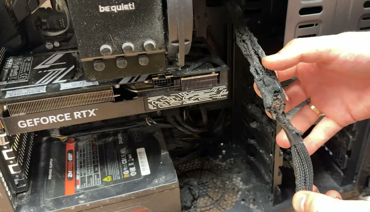 VideoCardz's tweet photo. RTX 5070 system melts PCIe power cable after user splits one 8-pin into two for 16-pin adapter 

https://t.co/S9ExZiYmEx https://t.co/r6UbclPtpR