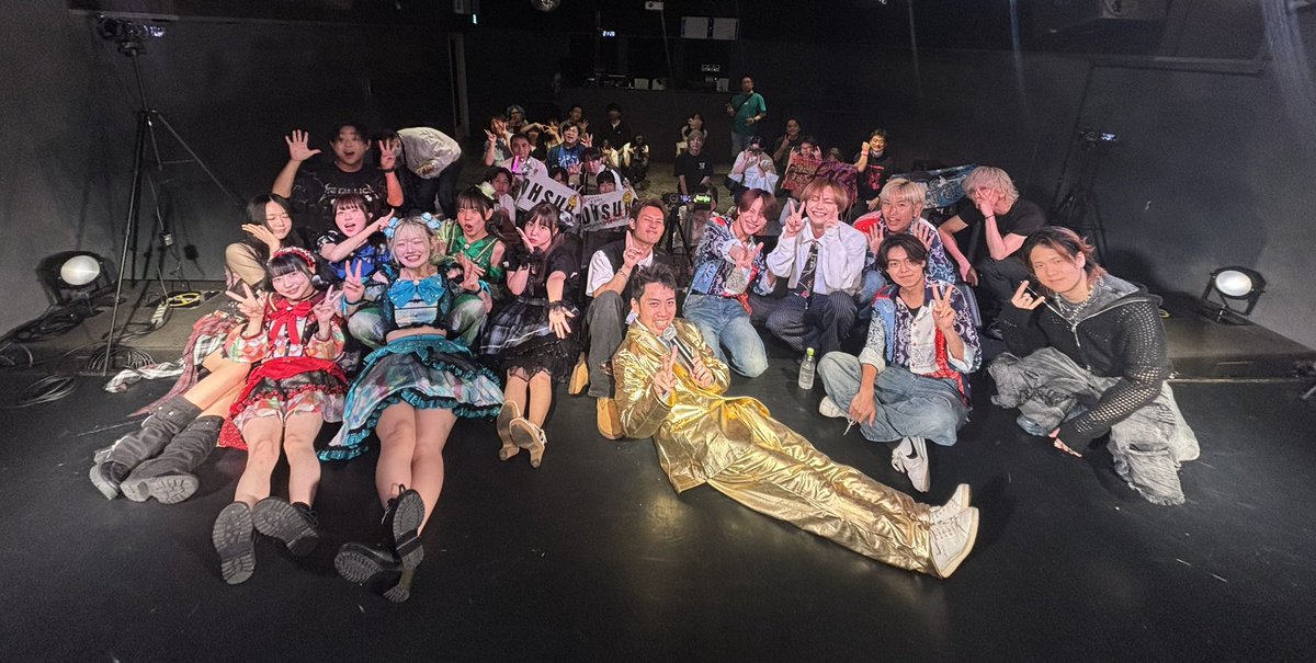 nakazimax0812's tweet photo. 本日は、

NAKAJI FESTIVAL
〜なかじ35ちゃい生誕祭！初陣！〜

 でした‼️

ご来場頂いた方々…配信をご覧の皆様、ありがとうございました‼️

最高の1日になりました‼️

最初の企画もめっちゃ盛り上がったし…アイドルも、シンガーも、ダンスボーカルも、ロックも…めっちゃ素敵なエンタメがここに詰まってたと思います‼️

また皆様…お誘いさせて頂きます‼️

今後ともよろしくお願いします🙇‍♀️

@g_takk  @remido_project @FLS_kanju @yukinoyuuri0720  @Tface_Singer  @0418haruharu @miniwacha  @mylo_shun0218