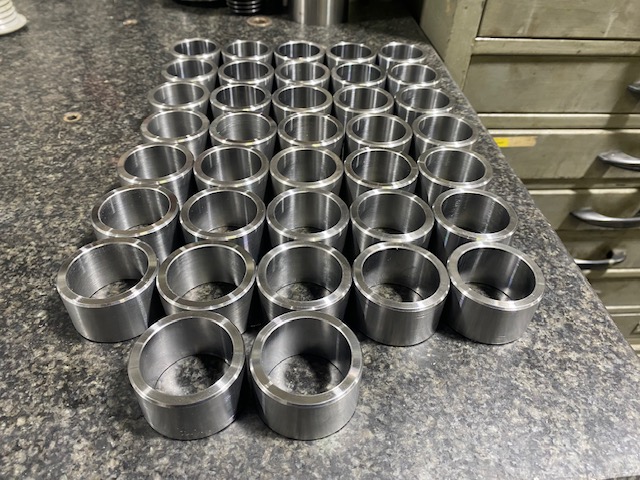 Mechafab7's tweet photo. These precision bushings were recently completed for one of our valued customers to help keep their manufacturing operations running smoothly. #MechaFabIndustries #Manufacturing #CNCMachining #Engineering #Fabrication #Tooling https://t.co/4hQTYvJdn1