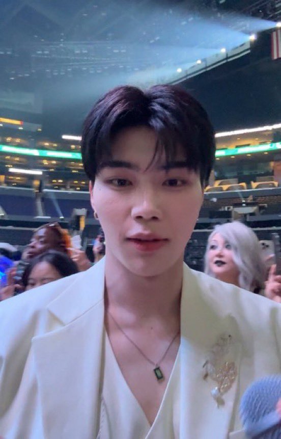 PASTELL0_'s tweet photo. 곧 K콘이니까 알아보는 작년 이뿌니 건욱이 . . . ♡
올해 착장도 잘 부탁합니다 ^ㅡ^ https://t.co/9B0lMXrXQC