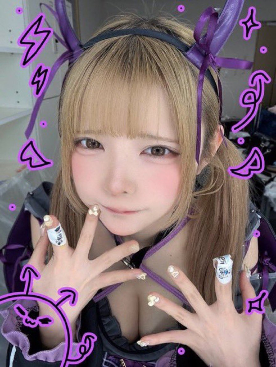 rin_50141's tweet photo. こんばんはぁ〜♡
またまたきちゃったぁ…♡

いっぱい誘惑してあげるからぁ♡
おちんぽも脳みそもとろっとろに仕上げちゃお？♡♡

だからぁ♡
今だけはぁ♡たぁ~っぷり可愛いところ♡りんに見せつけてねぇ？♡♡ｸｽｸｽ
#貼り合い　#イメプ https://t.co/SoQO8ZlYUm