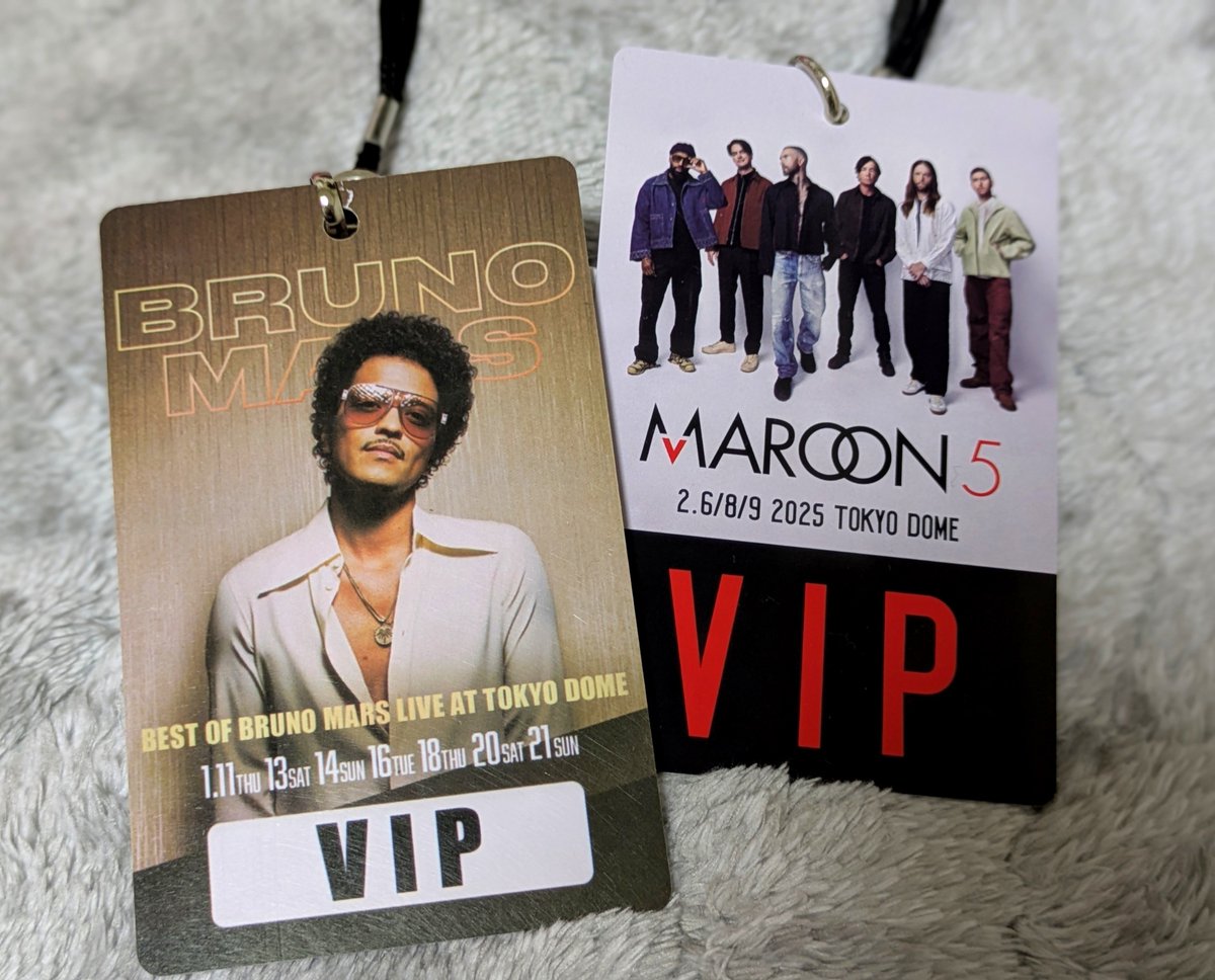 raindays123's tweet photo. Number_iのVIP GOLD限定ラミネートパスについて
ブルーノ・マーズとMaroon5はこんな感じです！ご参考まで😊 https://t.co/9qjR296YyR