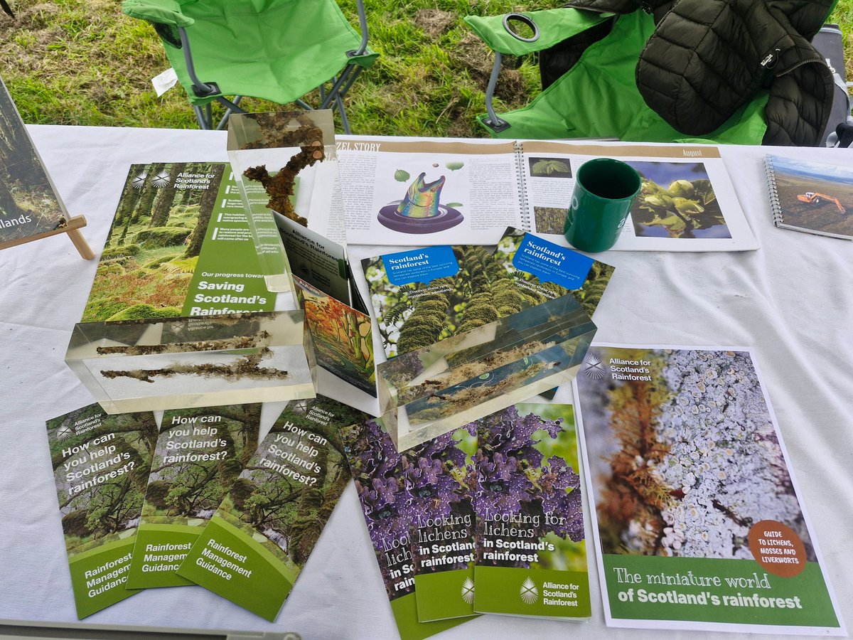 ACTinArgyll's tweet photo. Great time at #KintyreShow and #MidArgyllShow last week! Thanks to everyone who stopped by for a chat about peatland regeneration and #ScotlandsRainforest.

Catch us next at Islay Show (13 Aug) and Oban Games (27 Aug).

#Argyll #PeatlandACTION https://t.co/2U4Ide7a8t