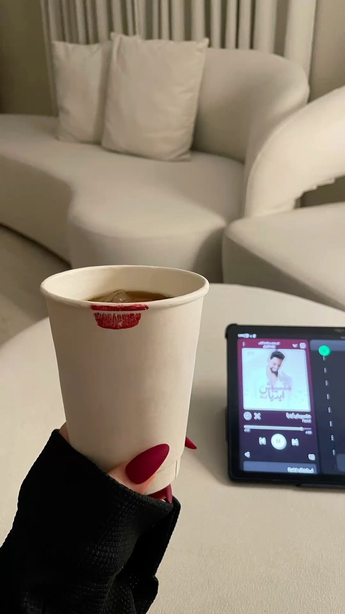 z7w__'s tweet photo. دلل مزاجك بالإِنتقاء .. لا تقرأ ما يطفئك ولا تسمع
ما يزعجك فأَنت حصاد ما تدخله إِلى قلبك.🤎⁞♩ https://t.co/khEaB0BHaz