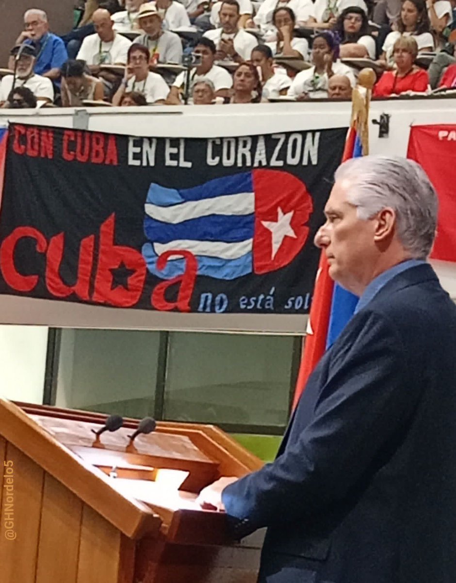 GHNordelo5's tweet photo. ¡Con Cuba en el corazón! #Cuba #100AñosConFidel #CubaNoSeRinde #CDRCuba https://t.co/yYHHPIxgS6