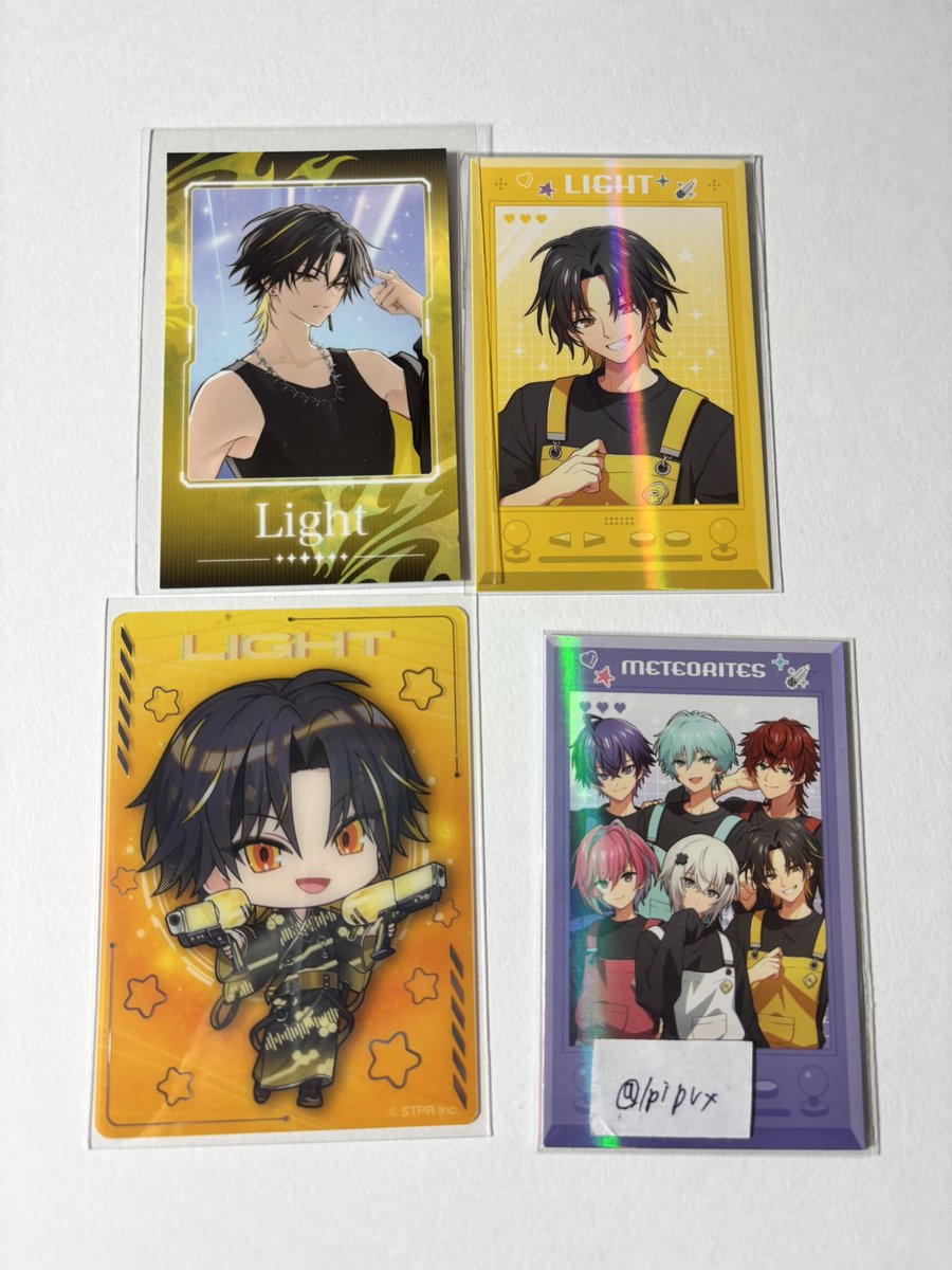 lpipvx's tweet photo. @maaaaa10_03 お声がけ失礼します🙇‍♂️こちらの💫💛さん3点と💫️🩵🤍パラドックス3点の交換は可能でしょうか？ご検討ください🙇‍♀️ https://t.co/xvqvZtsaKL