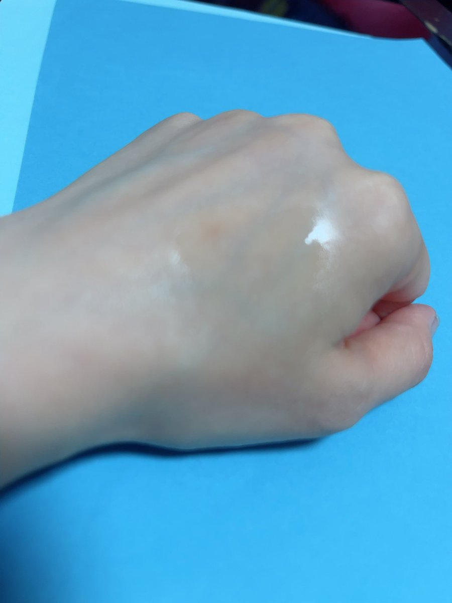 ciara0814's tweet photo. 人気の美容液が進化して新登場！
肌にハリ、ツヤへ
今回のリニューアルで特に気になったのが、
一つの成分の濃度をただ高めるのではなく、
肌の構造に合わせた「処方バランス」を追求している所
サラッとして使いやすいテクスチャーです！
#PR #タカミ 
@takami 
タカミから商品提供をいただきました https://t.co/ulODwSHJNh