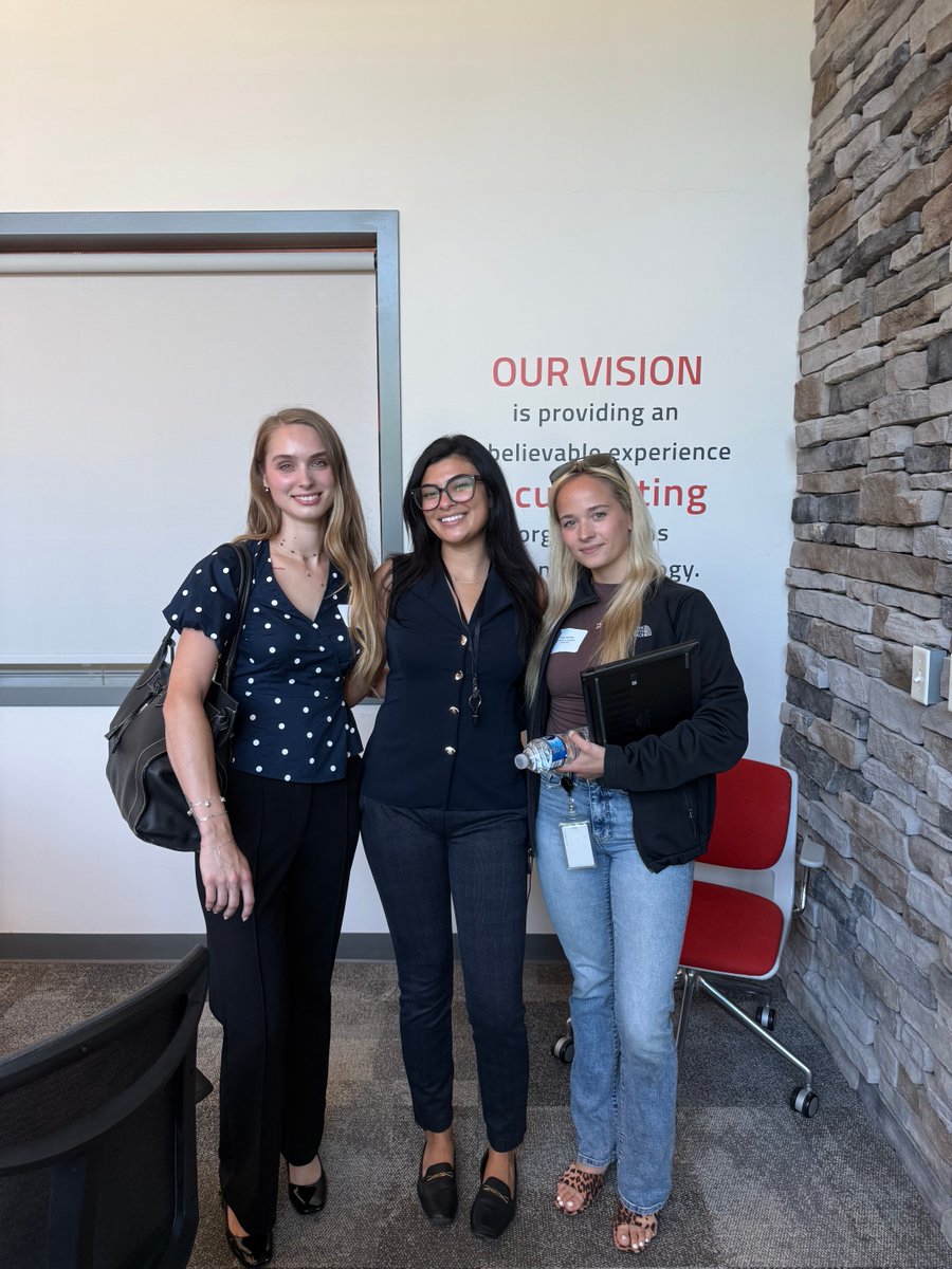 ONE2ONEInc's tweet photo. On Friday, Local leaders gathered together for our Executive AI Roundtable &amp; Copilot Workshop to discuss how AI is reshaping ways we work, communicate, and lead.

Thank you to everyone who joined us!

Join us! October 16th, Register here:
(https://t.co/iF1HJ5fnMd)

#AI #ONE2ONE https://t.co/ufE5PWPq2H