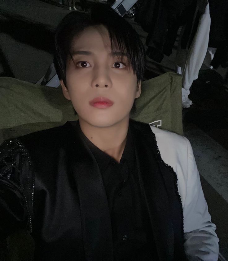 jonghoping's tweet photo. let me introduce you to my favorite jongho pic 🫠 https://t.co/Pjz5eY9ug1