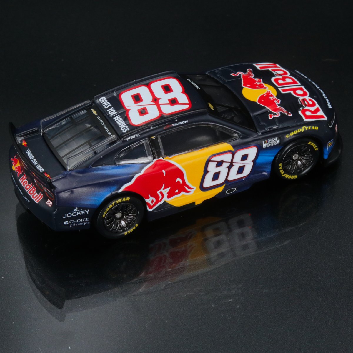 RexRacingCo's tweet photo. Zilisch Red Bull 1:64s are running low! Unclear restock plans at the moment.

Get yours: https://t.co/yCf8UTaRr0 https://t.co/Z1PSGkIZSr