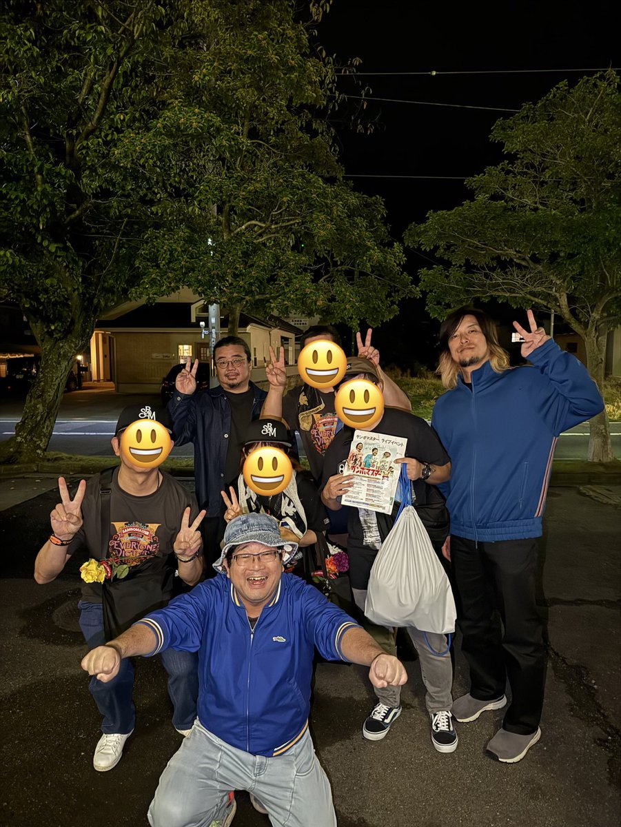 mamelemon's tweet photo. 初めてサンボマスターに出会ったのはコロナ禍の時で、LIVEでハートを鷲掴みされて号泣、それ以来ツライ時はいつもサンボマスターに励まされてます！そしてサンボマスターのおかげでステキな友達にも出会えて感謝しかないです！
#全員優勝
 #BONETOBEROCKnROLL https://t.co/vEcMtFSK8E