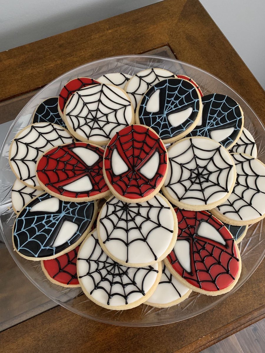 VoidPhoenixFire's tweet photo. @OfWebLife

“Happy birthday, Peter. I know I don’t say it enough, but… thank you. For always being there for me, for treating me like a little sister,and for making me feel like I’m not alone anymore. I baked you a cookies… so you better like it. Happy birthday, big brother.” https://t.co/ZEgcW7Q9CT