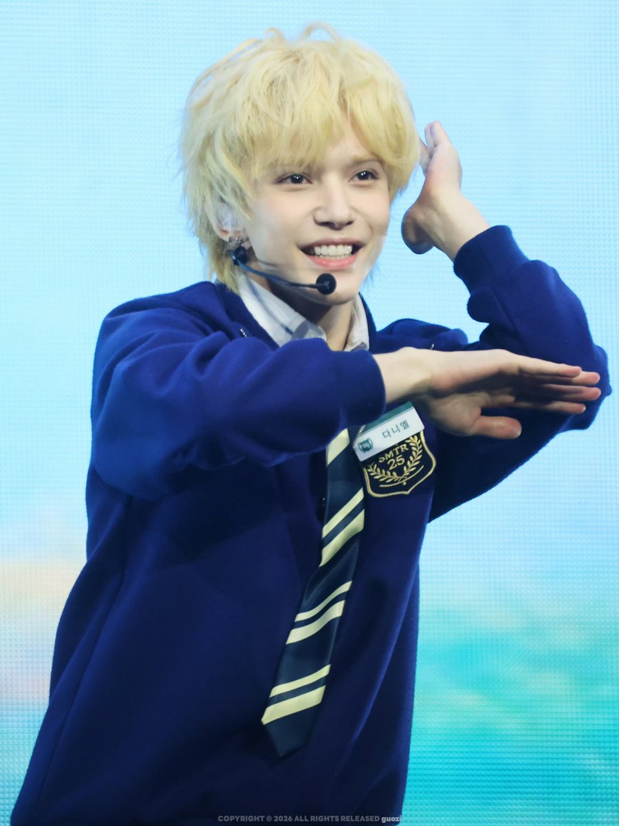yinging1207's tweet photo. Today is a special day! Happy birthday Daniel!❤️❤️❤️

#DANIEL
#다니엘21살꿈이이루어지길  
#ShineBrightDaniel21 https://t.co/jzVV5W0R2F
