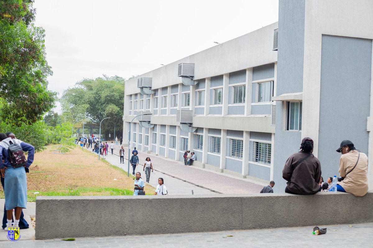 RectoratUp1793's tweet photo. UPN : les activités se poursuivent normalement.

Les étudiants poursuivent leurs examens dans le calme et la sérénité. Les services académiques et administratifs fonctionnent normalement et les activités se poursuivent sur le campus.

#UPN #CollineFertile #ExamensUPN #Activités https://t.co/cQBKv27FHD