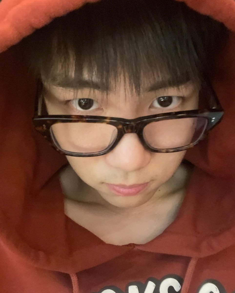 soonnya's tweet photo. @10ejfncpxk2 이거조음 https://t.co/zsRSgSPdRs