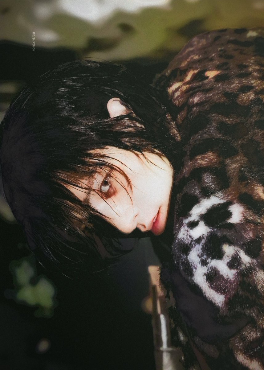 romxntica's tweet photo. 색감 살리기 #제이크 https://t.co/4e3BhmNh6i