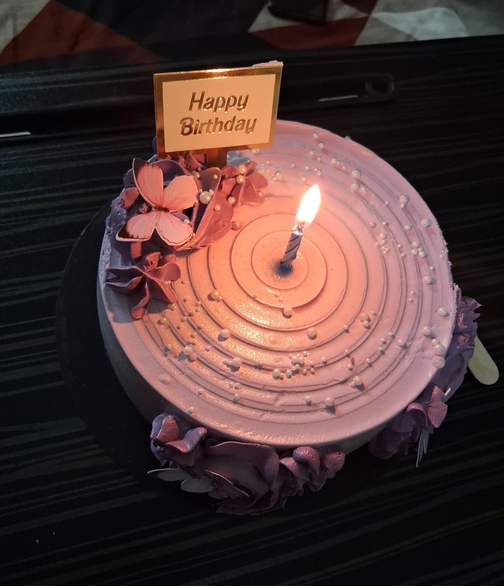 NityaR10's tweet photo. Ayyy! It's my birthday today 🫶
Got a lovely surprise from my roomies 🎀 https://t.co/ANdKBwl5HG