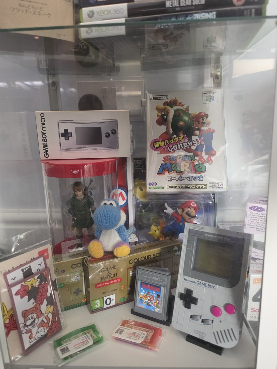 TVGCollector's tweet photo. Here's a sneak peak of my gaming collection, and there's plenty more to see!

At the moment I'm trying to get more Zelda, Resident Evil and Metal Gear Solid stuff. Let me know if you see any great retro deals! https://t.co/3UkRd72Eug
