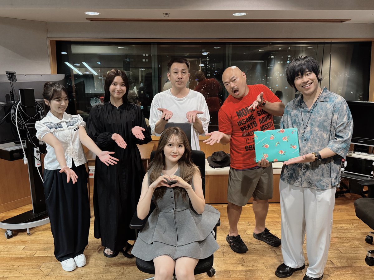 mbs_yarugetsu's tweet photo. #アッパレ月 をお聴きいただき
ありがとうございました

回答の途中変更は大胆すぎる💦

舎弟からの🎁はまた今度...

お聴き逃しの方はこちらから⬇️
https://t.co/a4TLGaOwsD

#矢吹奈子 #クロちゃん #藤沢莉子
#坪倉由幸 #坂ノ上茜 #岩崎諒太 https://t.co/e2uCOIoesG