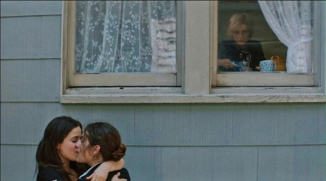 queer_frames's tweet photo. Shiva Baby (2020) dir. Emma Seligman https://t.co/7Xwx6M9eRj