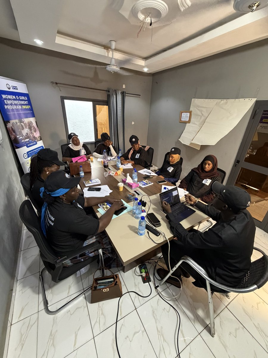 cec_mali's tweet photo. L’autonomisation en action ! 

Retour en images sur notre formation « Gouvernance &amp; Leadership Associatif » dans le cadre du #WGEP.

Merci à Nouhoum Cherif HAIDARA pour cette facilitation inspirante ! 🙌🏾

#ChaqueEnfantCompte #WGEP #YouthChallengeFund4 #UntilWeAreEqual https://t.co/5G9T0IKzGo