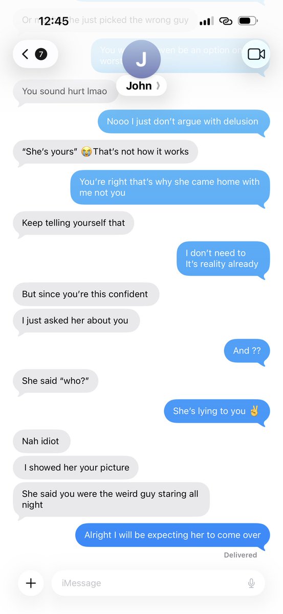 15x0xx's tweet photo. Am I overreacting or is he lowkey after my girl???🤦 https://t.co/42PAahJ7oI