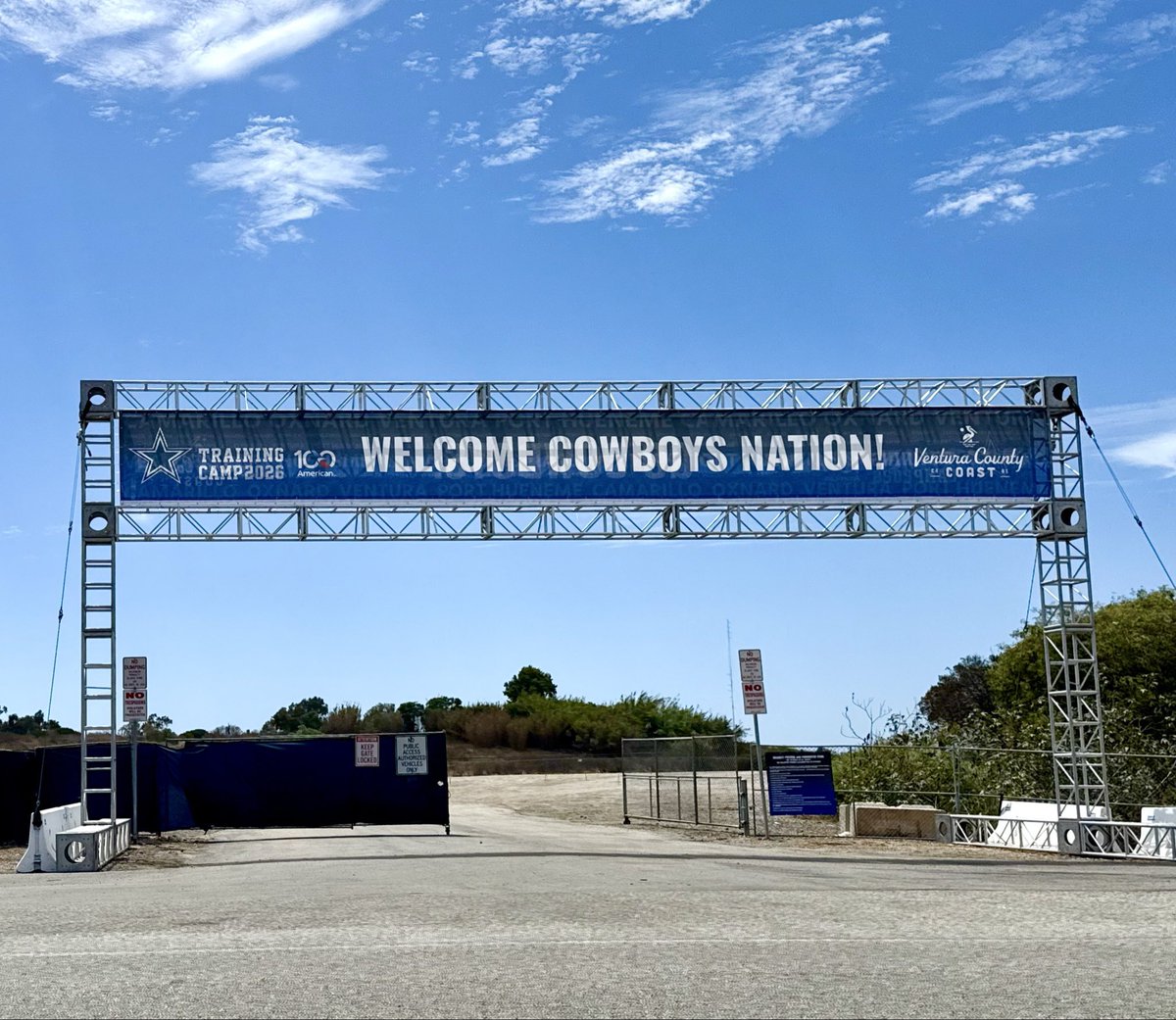 hmatter1951's tweet photo. Glad to have a few days off from Cowboys Training Camp! It’s been fun, but hotter than we’re used to in Oxnard. Go Cowboys! See you again on Thursday. https://t.co/b6WdbFXoSx